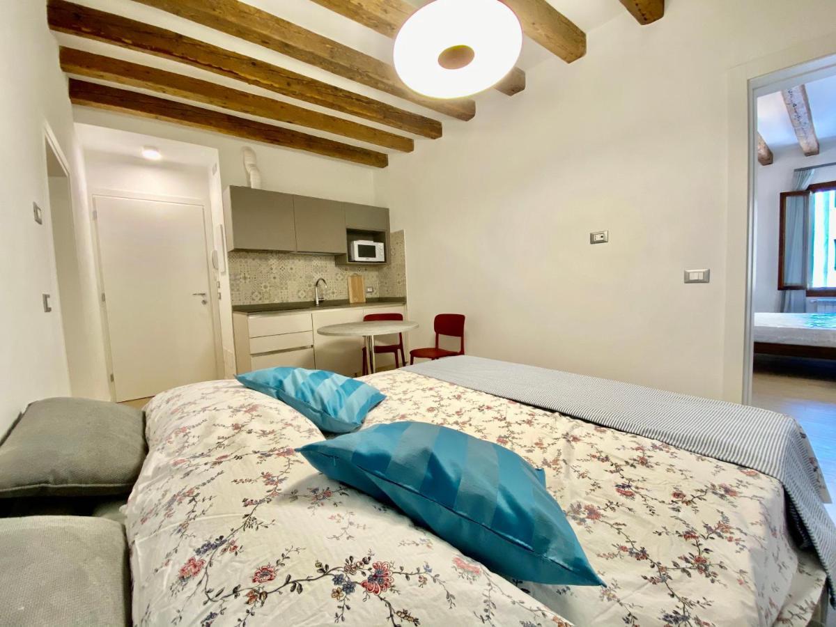 Suite House New Apartments Wi Fi Venice Island Екстер'єр фото
