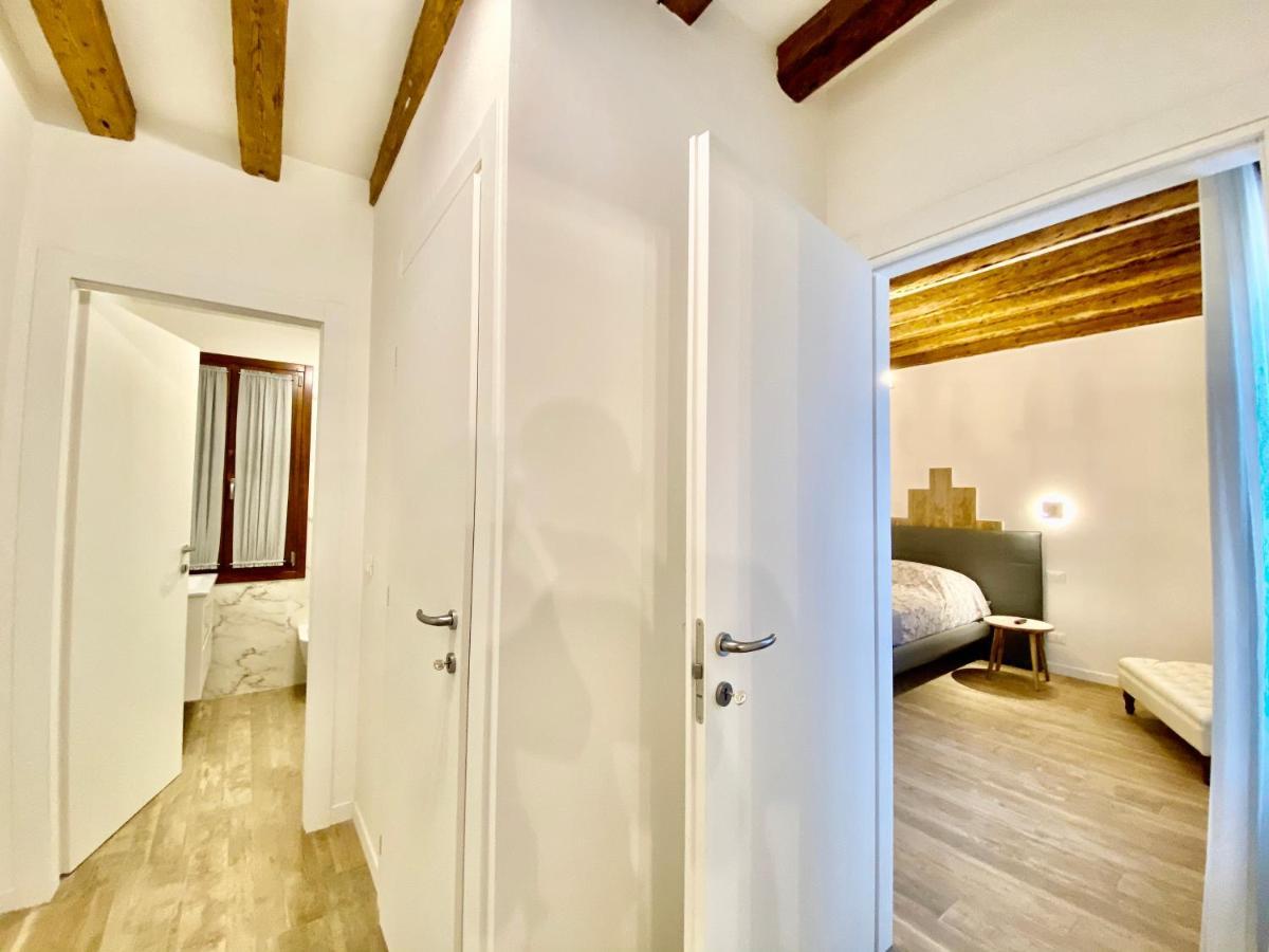 Suite House New Apartments Wi Fi Venice Island Екстер'єр фото