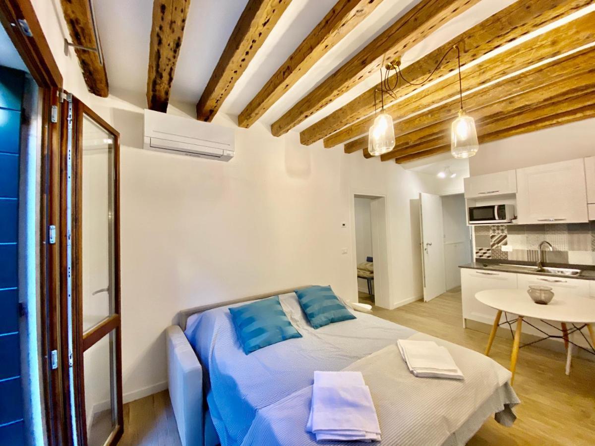 Suite House New Apartments Wi Fi Venice Island Екстер'єр фото