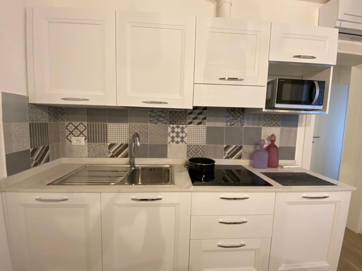 Suite House New Apartments Wi Fi Venice Island Екстер'єр фото
