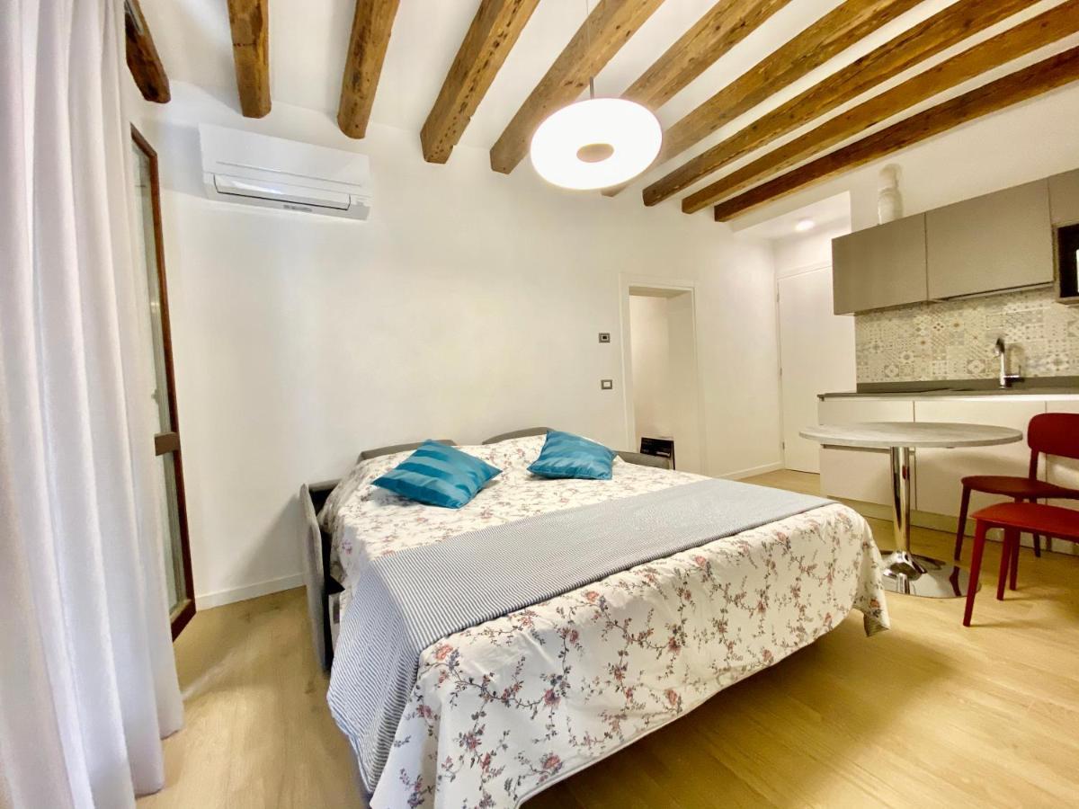 Suite House New Apartments Wi Fi Venice Island Екстер'єр фото